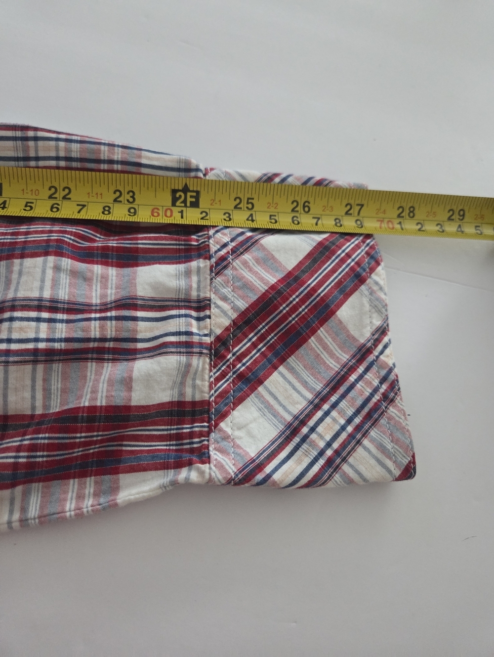 True Religion Red and White Plaid Button-Down Mens Sz.3XL Shirt - Picture 6 of 7